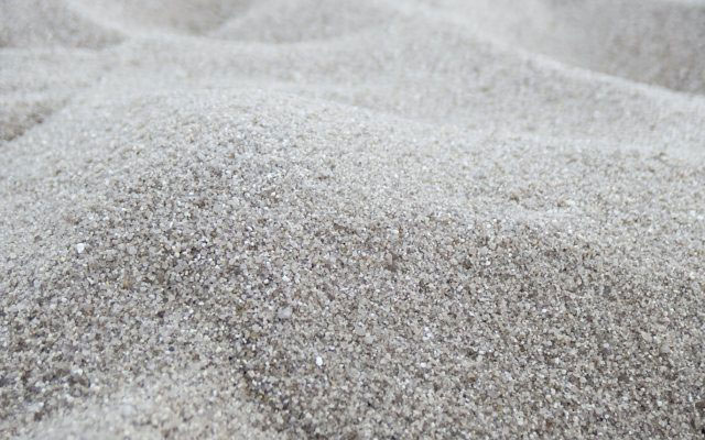 Making Silica Sand