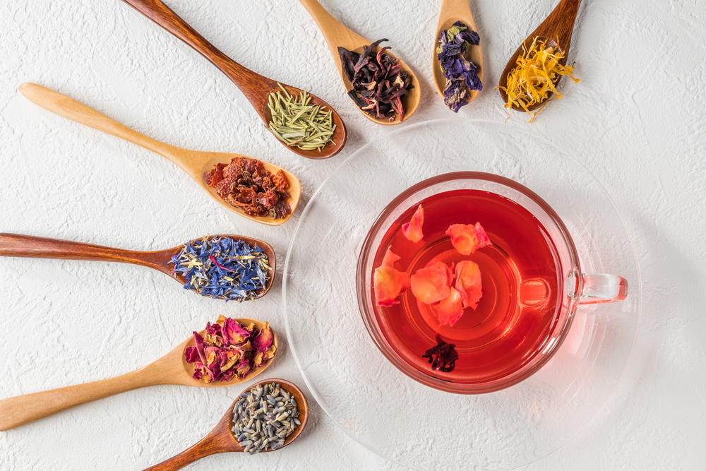 Down with gravity – how to make tea blends without breaking the leaves